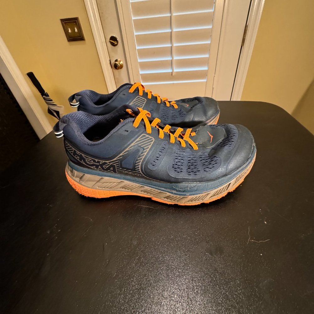 Hoka One One size 9 Stinson ATR5 navy blue sneaker 1099730 MBFOR